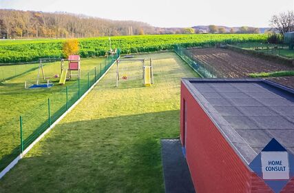 Villa for rent in Sterrebeek