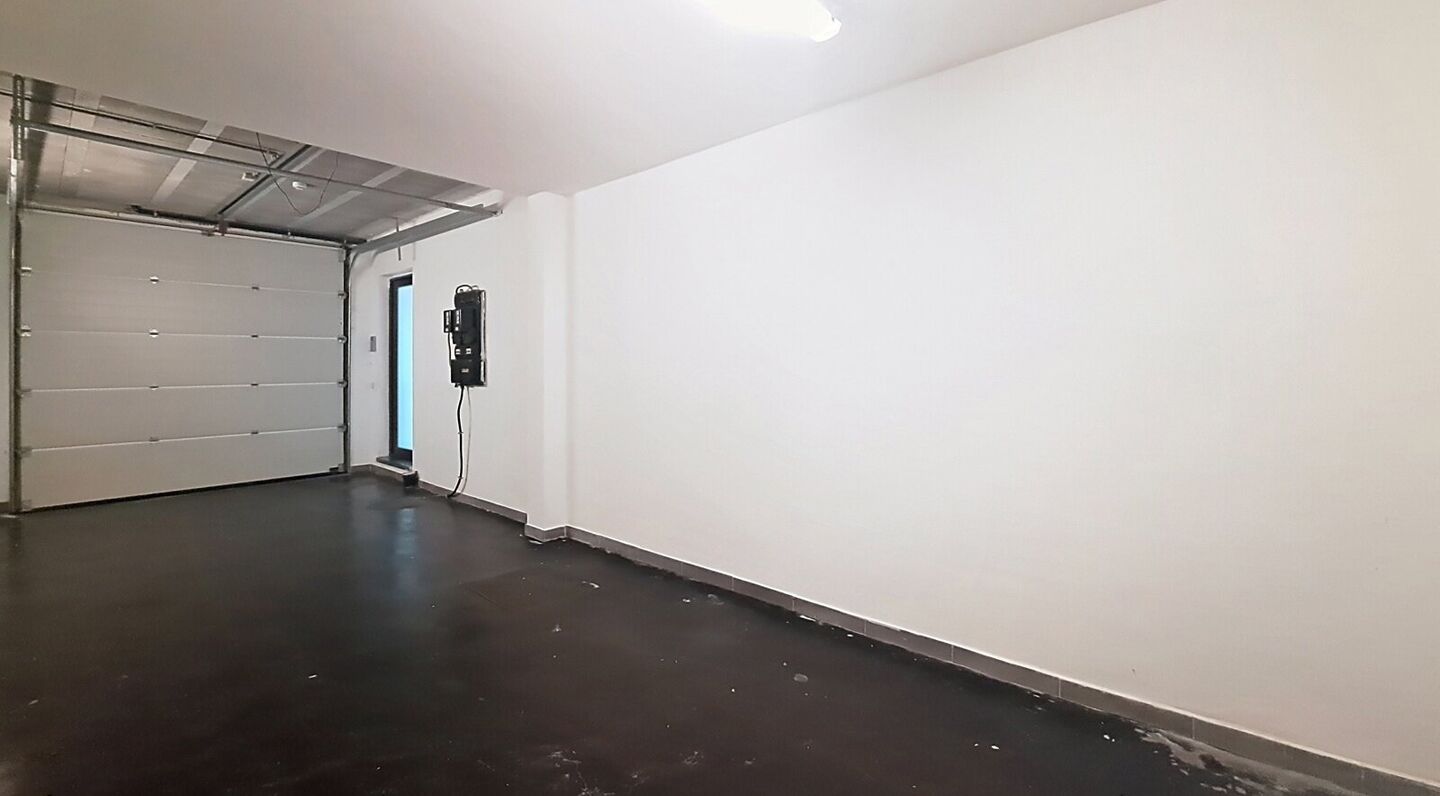 Commercial groundfloor for rent in Zaventem