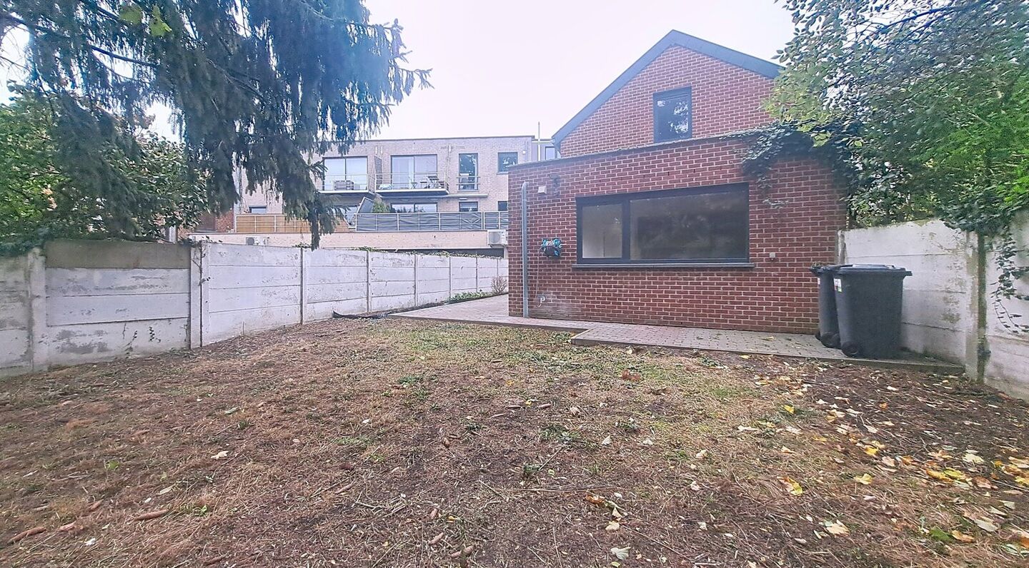 Commercial groundfloor for rent in Zaventem