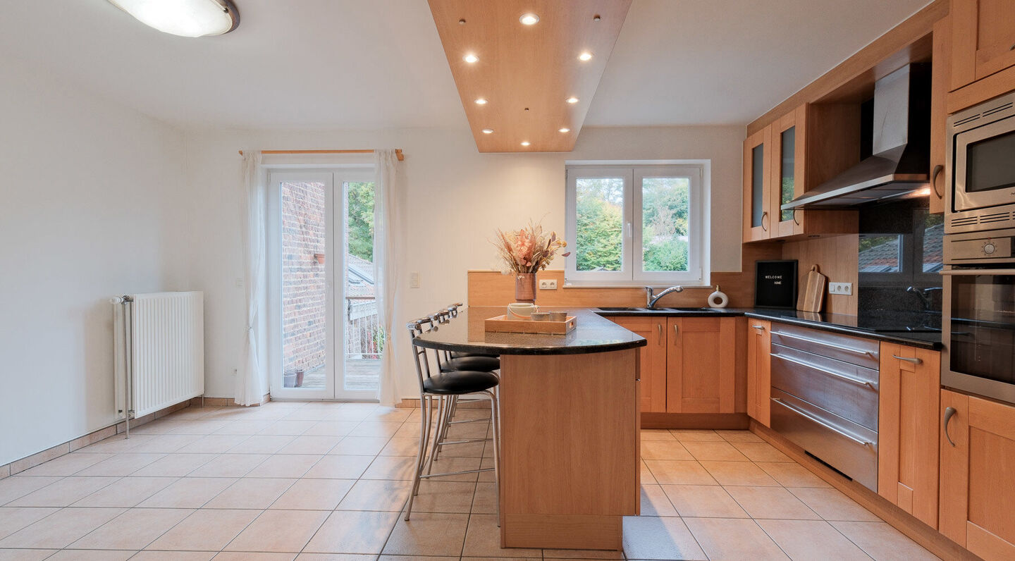 Family house for sale in Wezembeek-Oppem