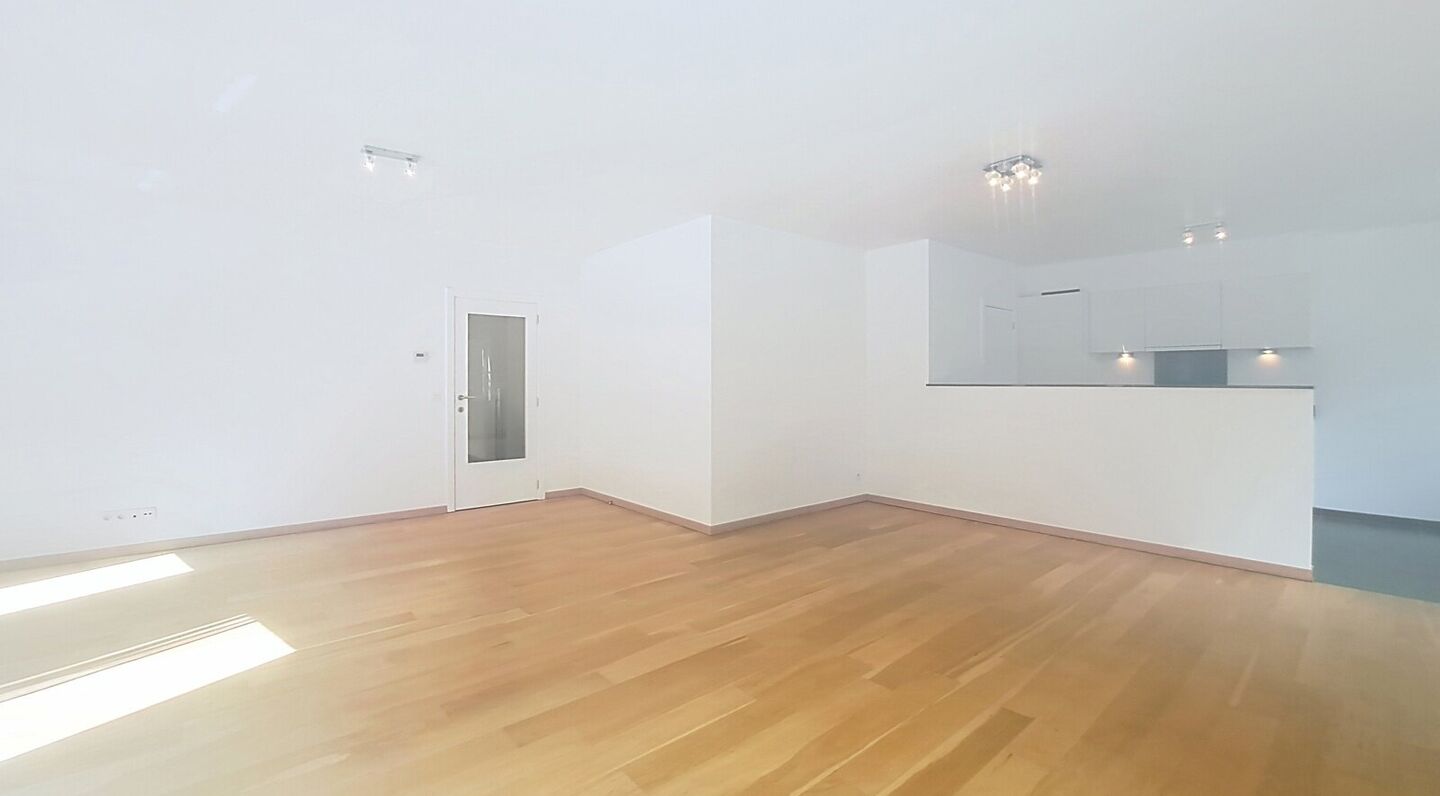 Flat for rent in Sint-Lambrechts-Woluwe