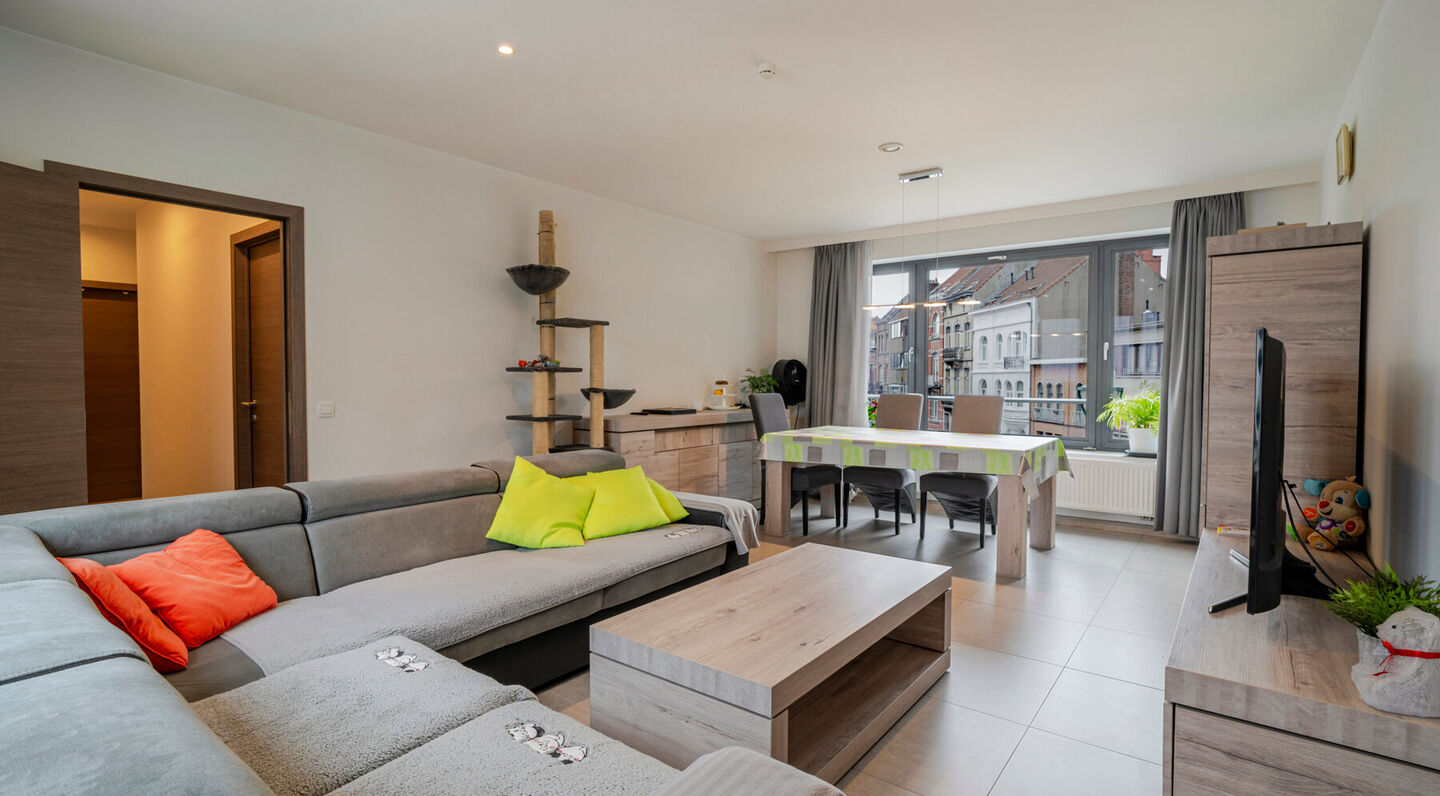 Gebouw voor gemengd gebruik te koop in Molenbeek-Sint-Jan