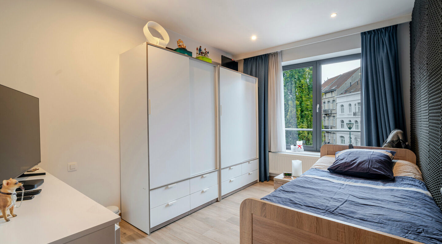 Gebouw voor gemengd gebruik te koop in Molenbeek-Sint-Jan