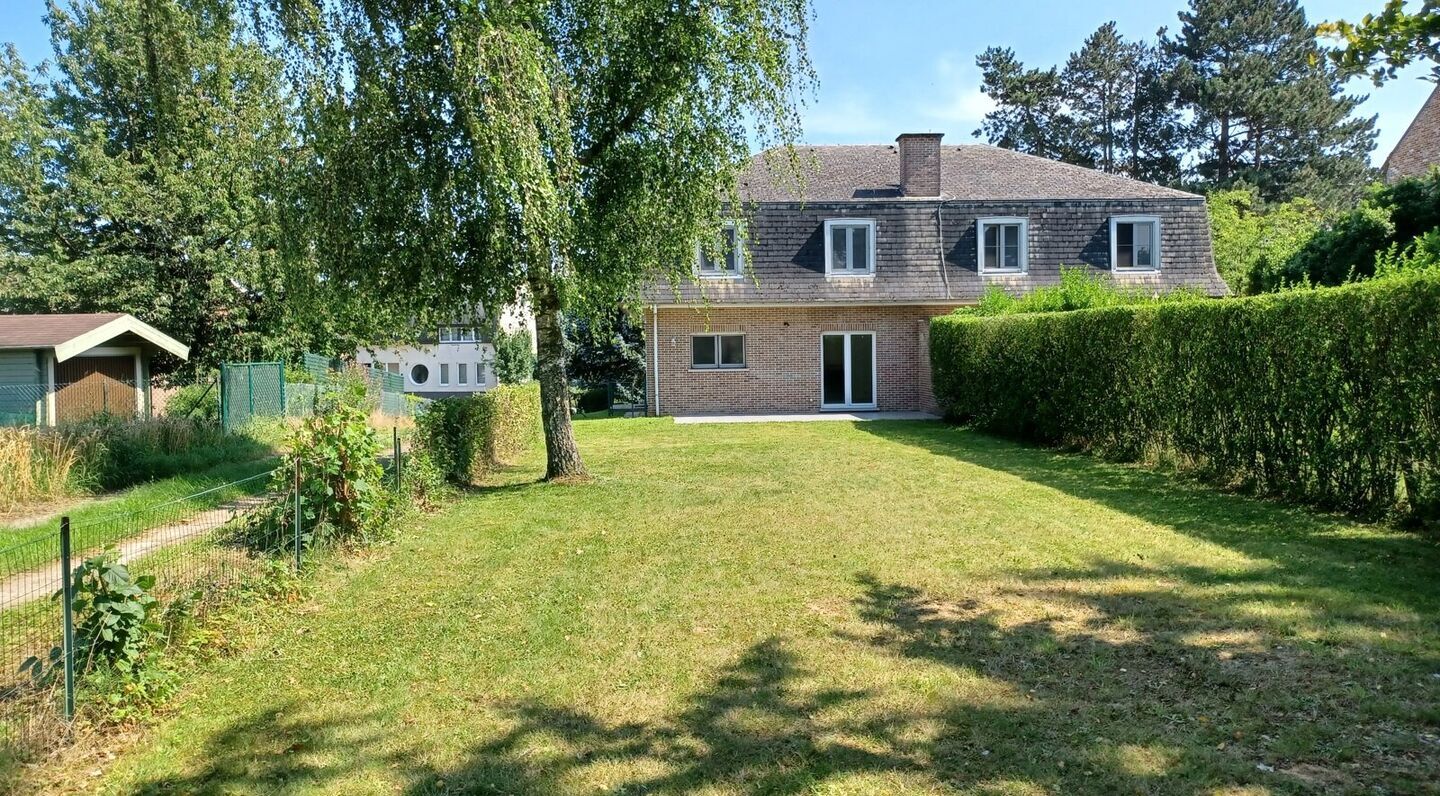 Maison unifamiliale à louer à Vossem