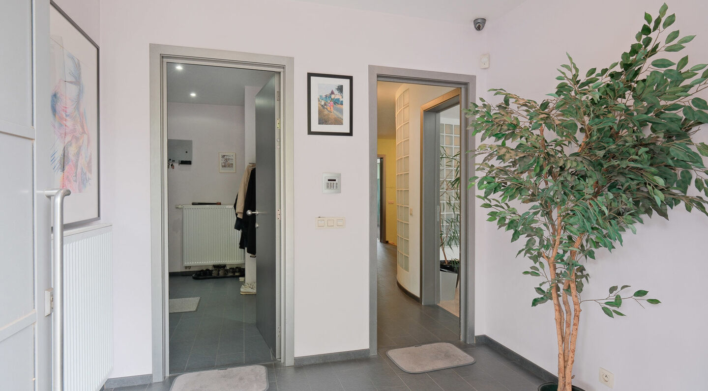 Multi-purpose building for sale in Brussel