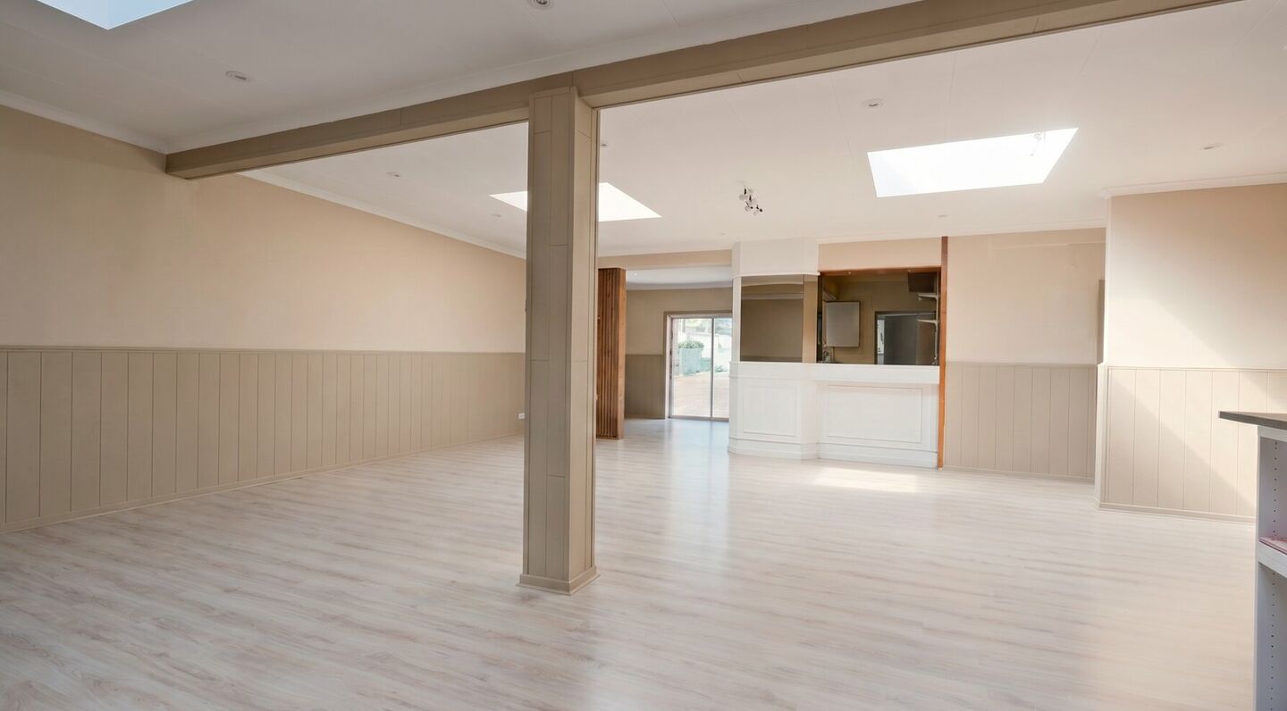 Multi-purpose building for sale in Huldenberg