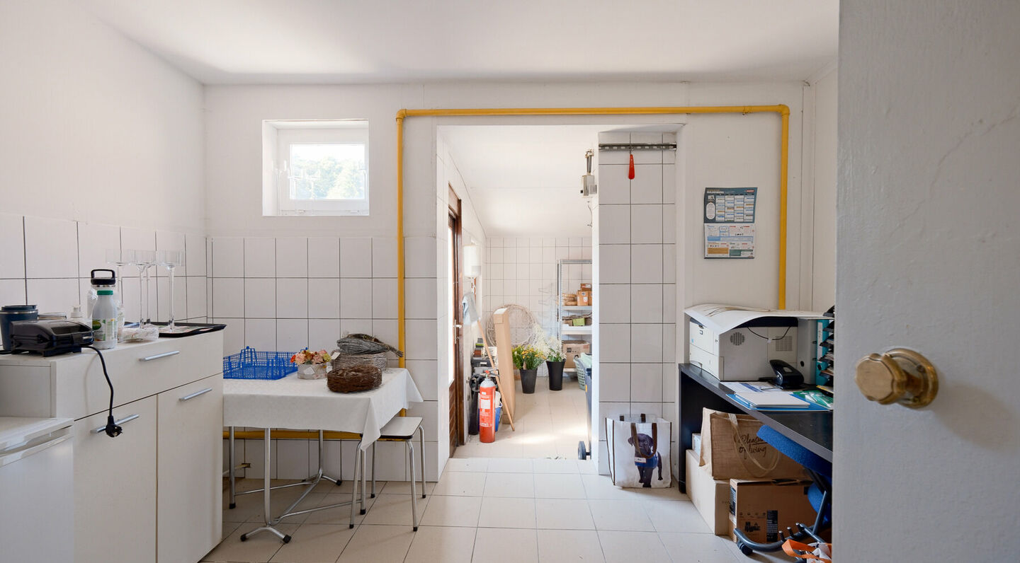 Multi-purpose building for sale in Huldenberg