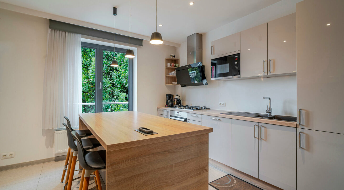 Multi-purpose building for sale in Molenbeek-Sint-Jan