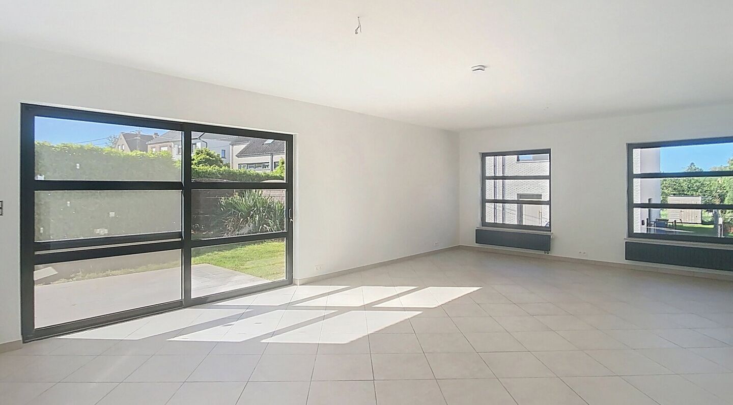 Villa for rent in Bertem