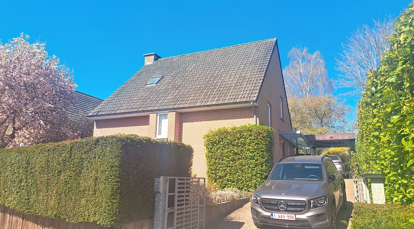 Villa for rent in Overijse