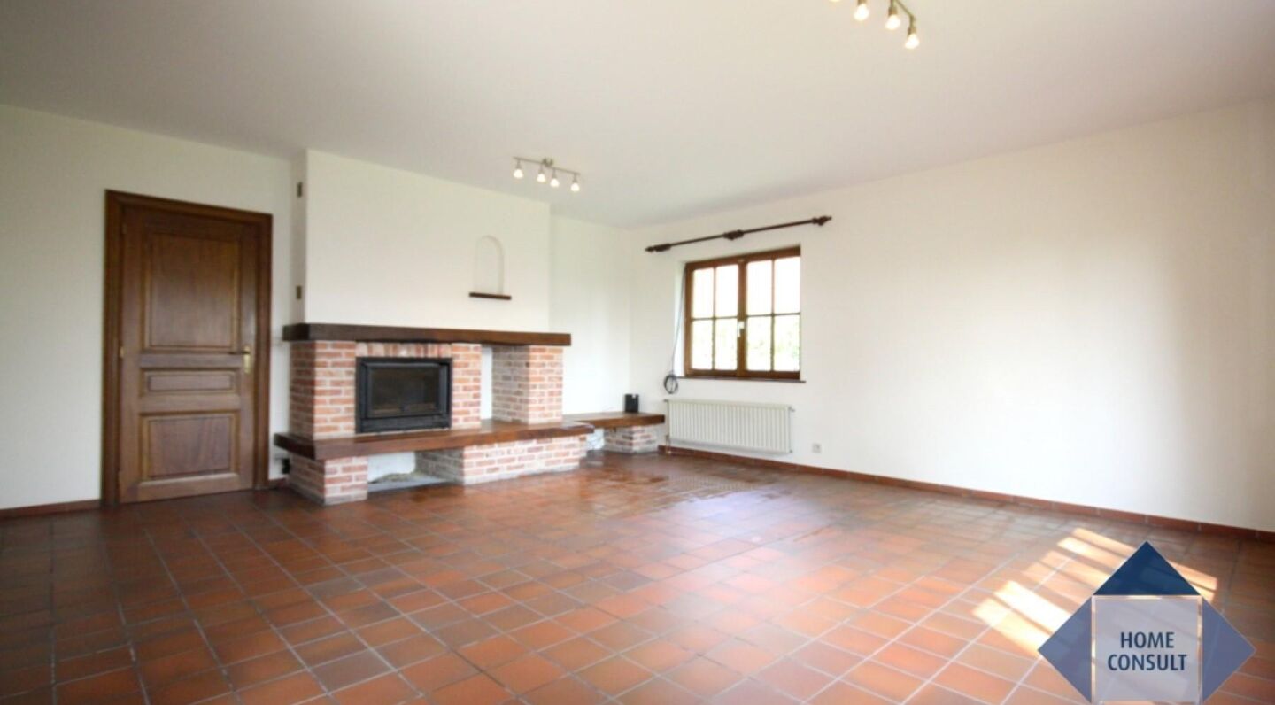 Villa for rent in Sterrebeek