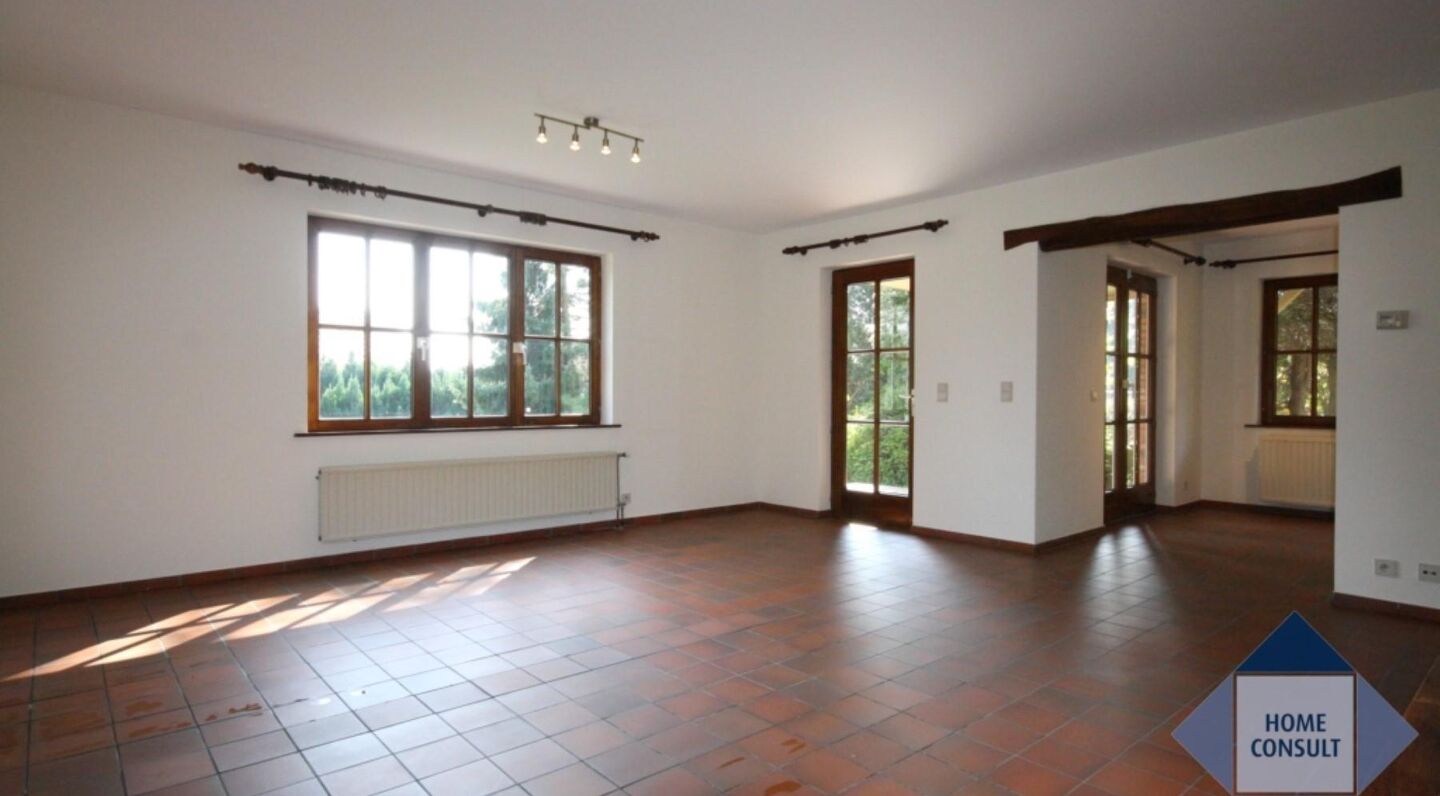 Villa for rent in Sterrebeek