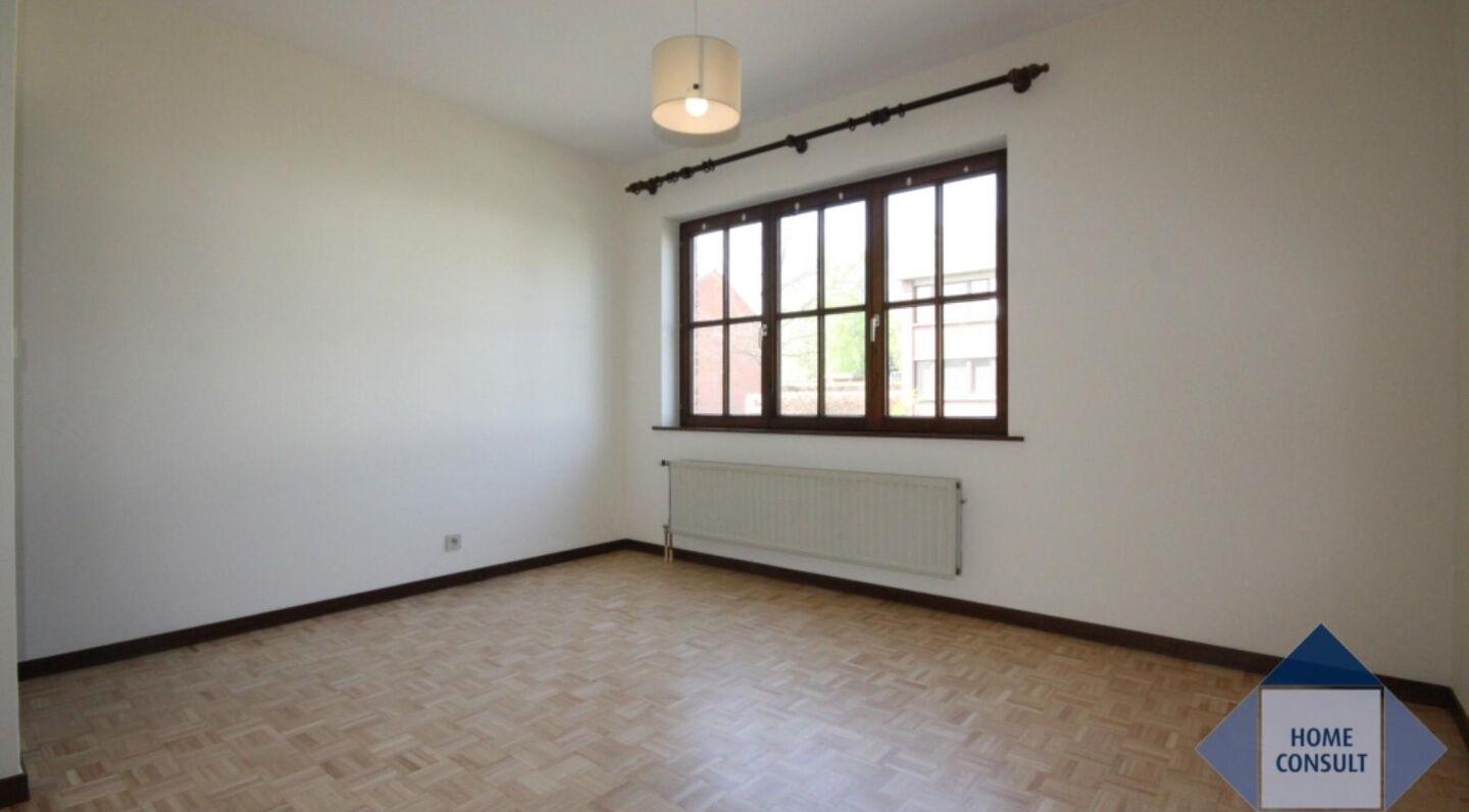 Villa for rent in Sterrebeek