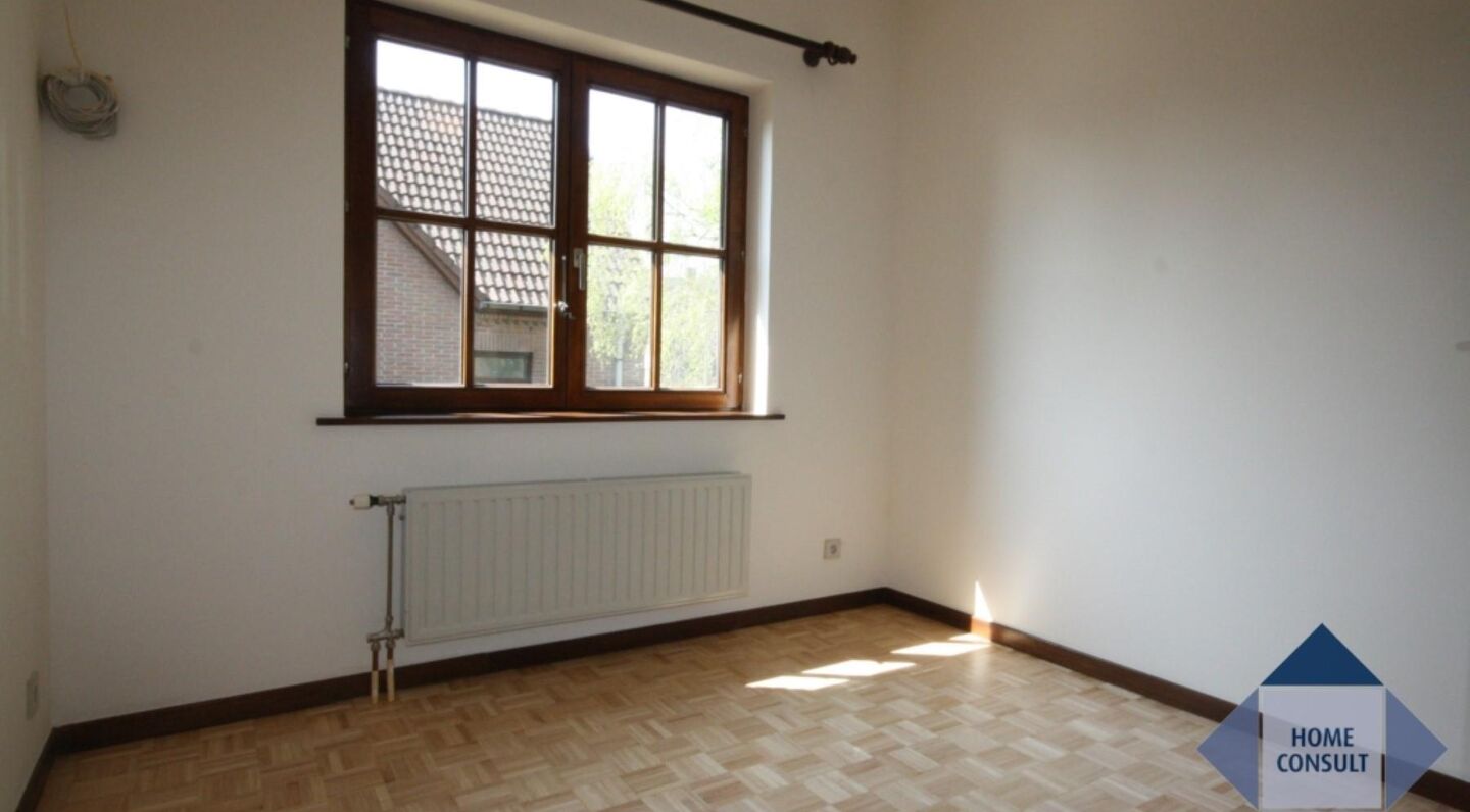 Villa for rent in Sterrebeek
