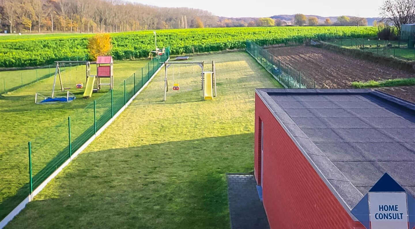Villa for rent in Sterrebeek