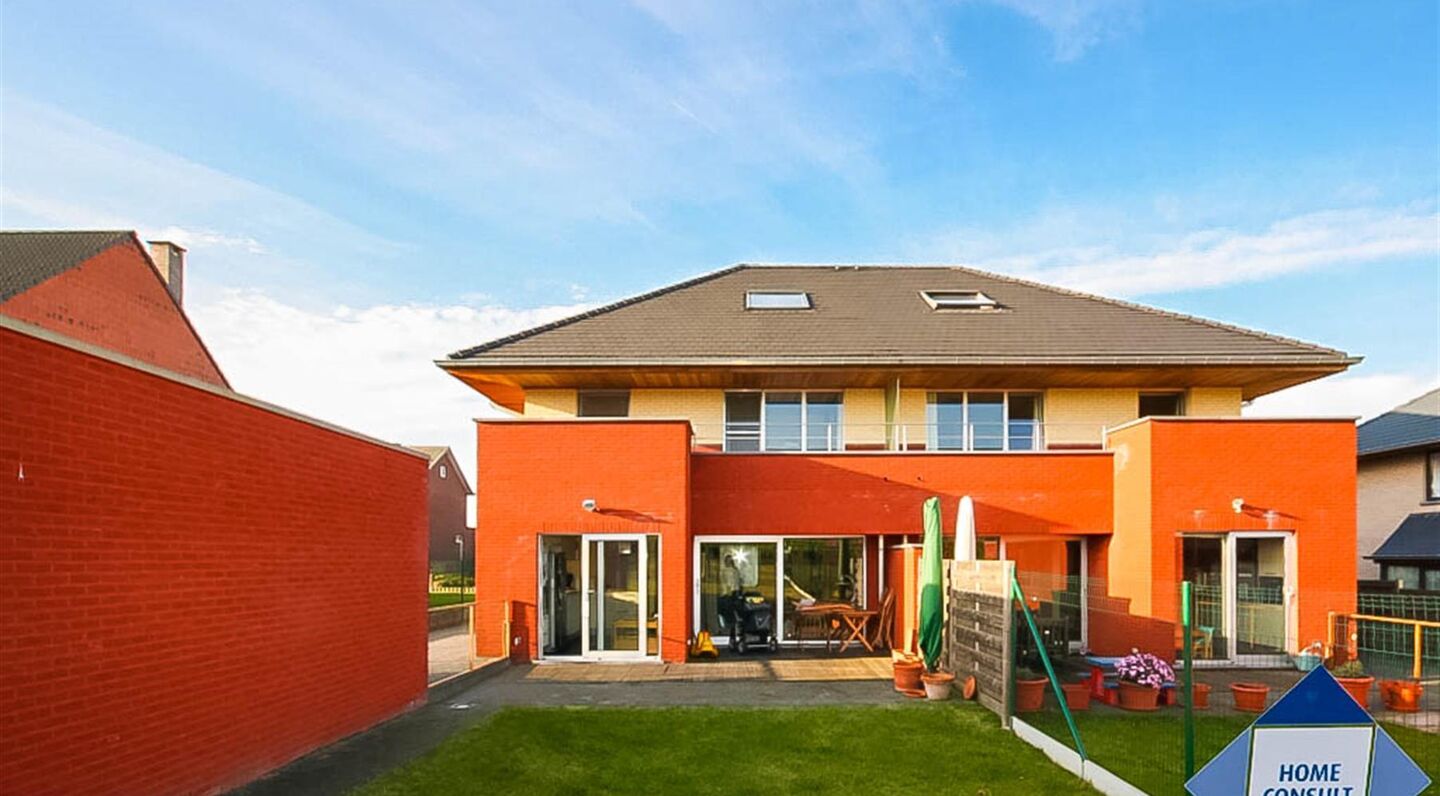 Villa for rent in Sterrebeek