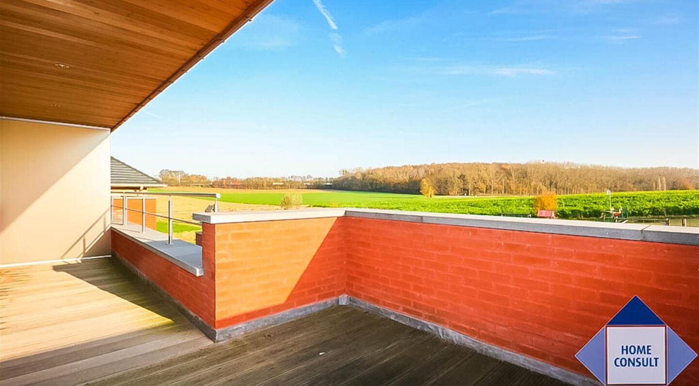 Villa for rent in Sterrebeek