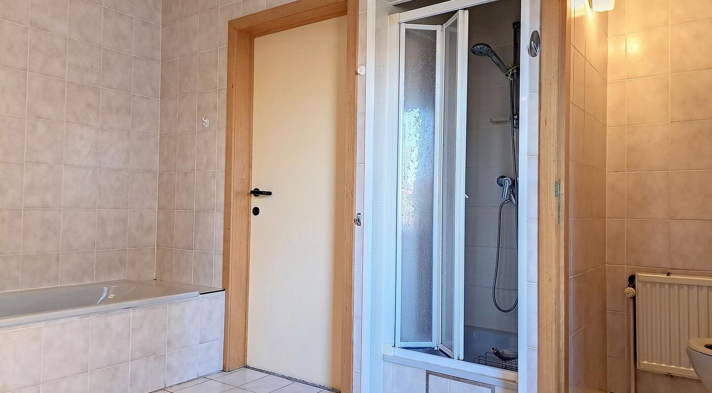 Villa for rent in Sterrebeek