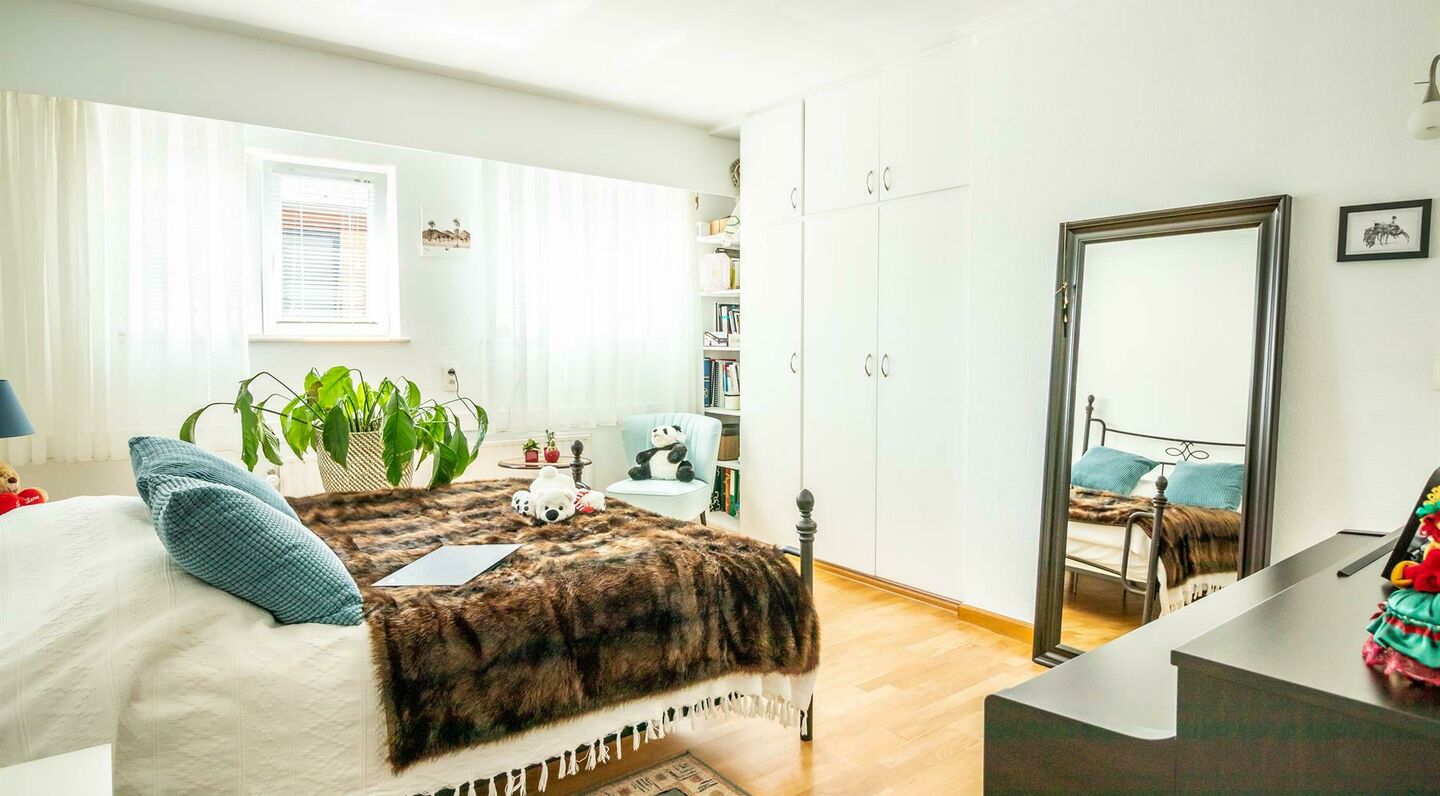 Villa for rent in Sterrebeek