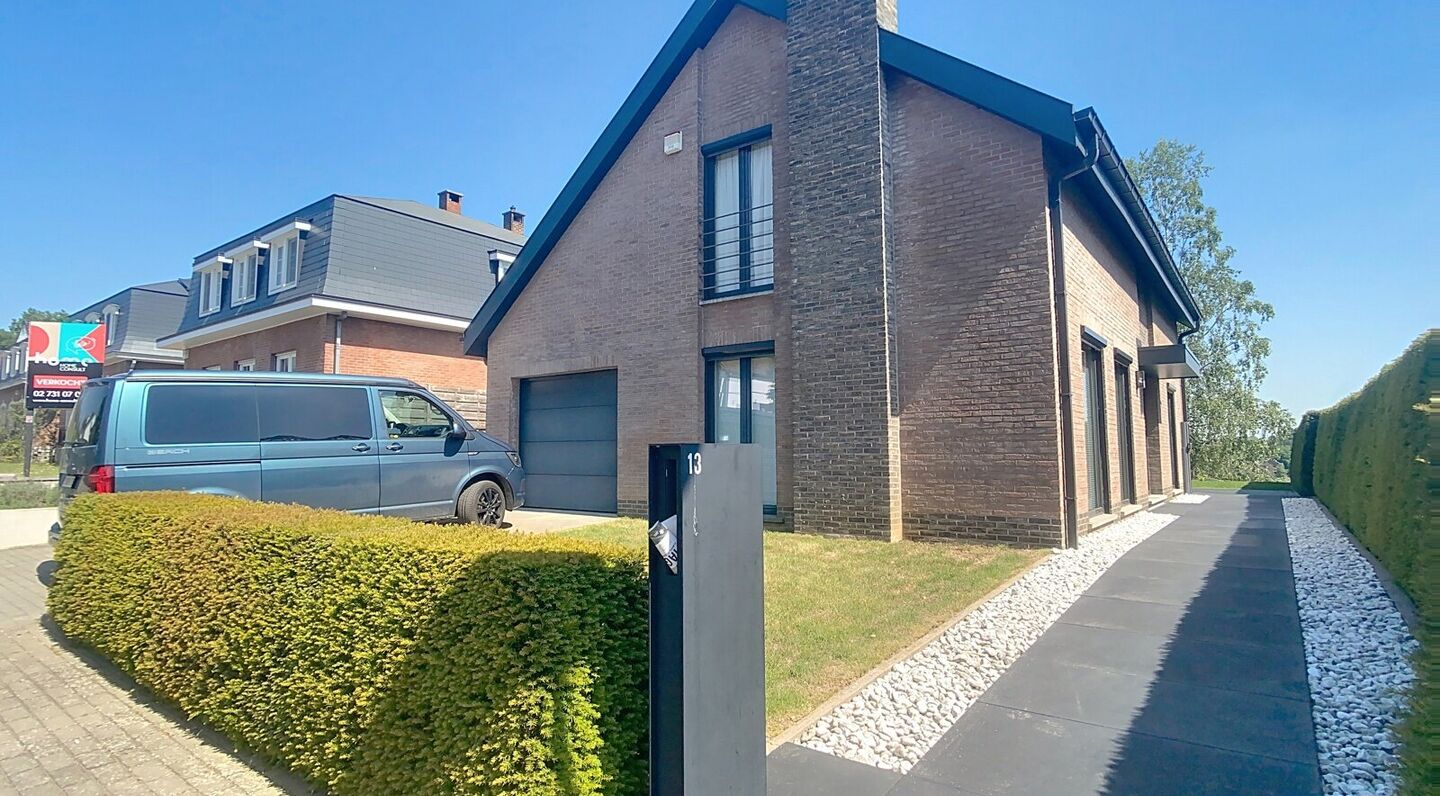 Villa for rent in Tervuren