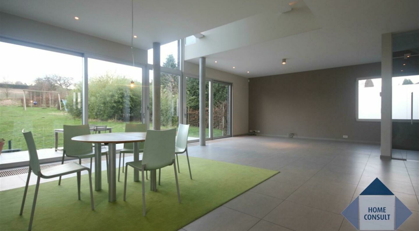 Villa for rent in Vossem
